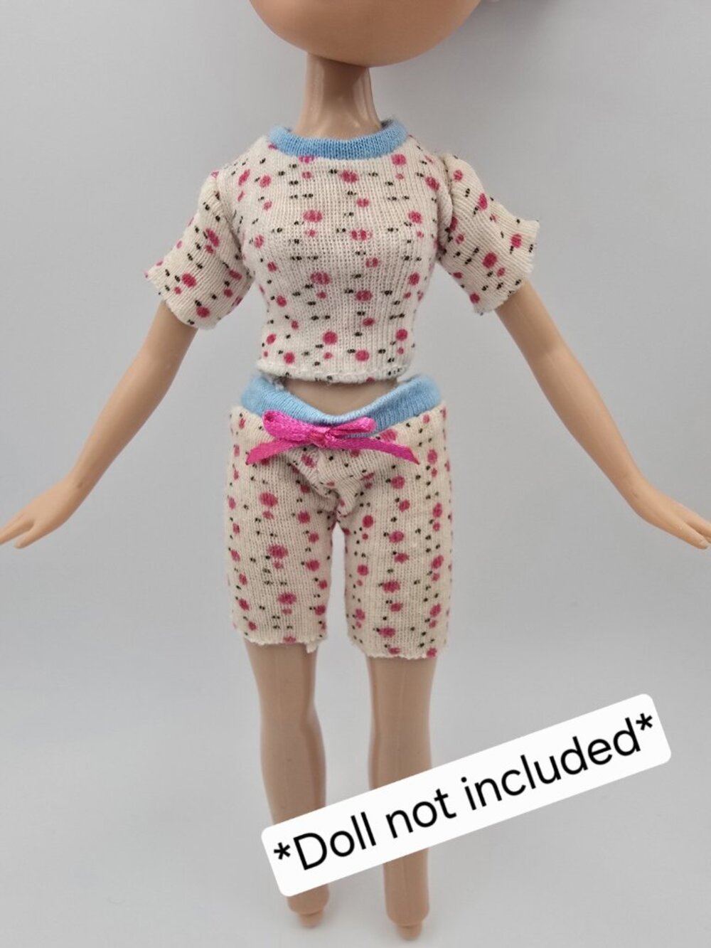Bratz Nighty Nite 2nd Edition Cloe Pajamas- CUT/CROPPED- AS IS READ INFO